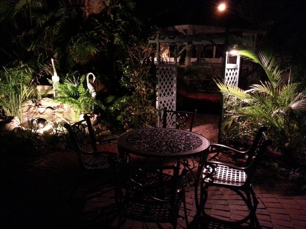 Duval House Bed and Breakfast Κι Γουέστ Εξωτερικό φωτογραφία