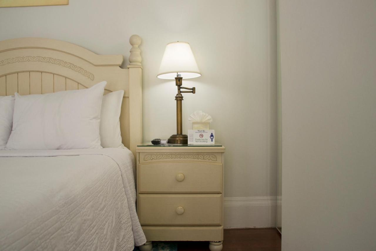Duval House Bed and Breakfast Κι Γουέστ Εξωτερικό φωτογραφία